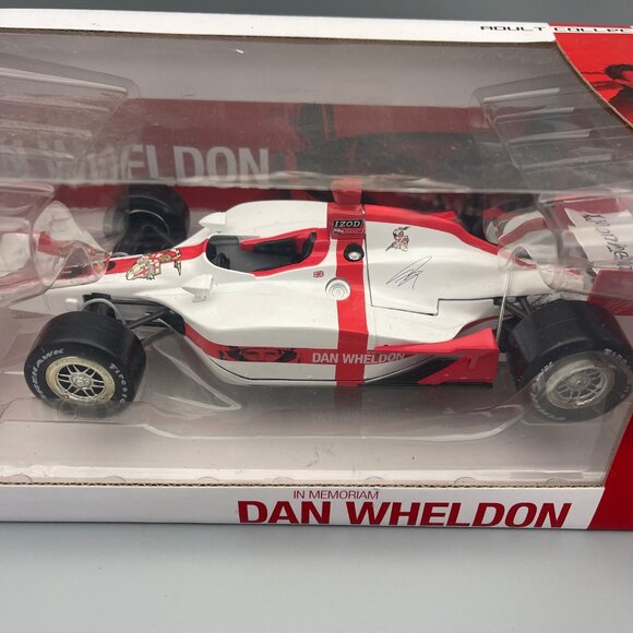 Greenlight-1:18 Scale Dan Wheldon In Memoriam Indy Car 2012 Brickyard Authentics - Picture 3 of 16